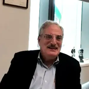  David J. Straus