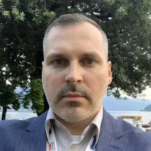  Adam Olszewski