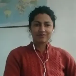  Leila Varghese