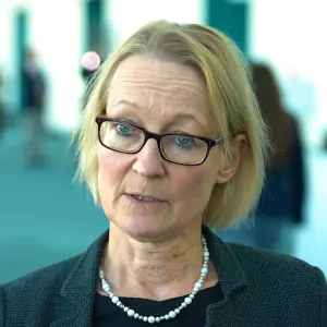 Prof Dr Christiane Pott